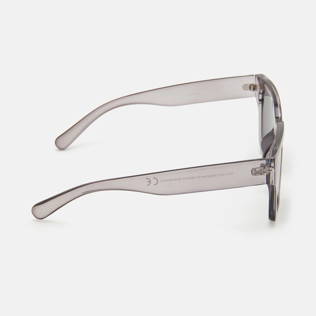 Solglasögon Grå Transparenta Montini
