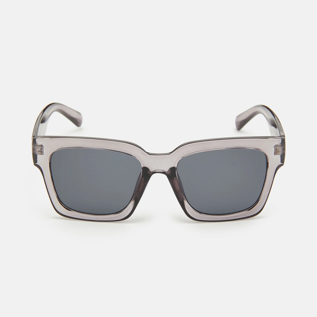 Solglasögon Grå Transparenta Montini