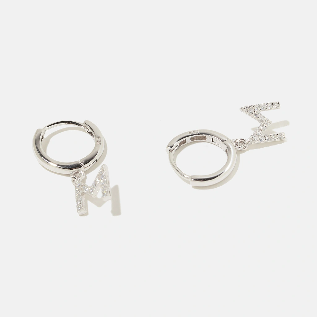 Örhängen äkta silver - hoops, bokstav M