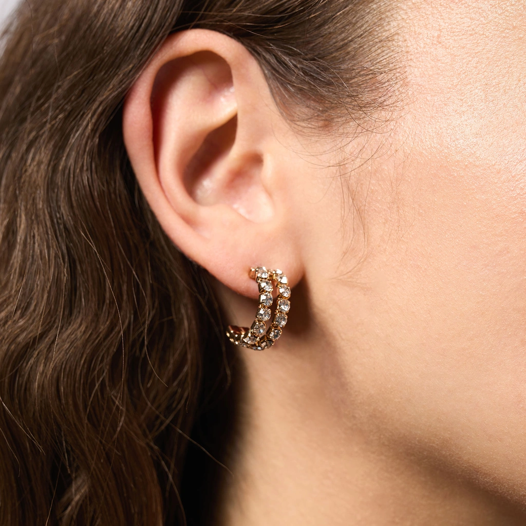 Guldfärgade örhängen - halvcreoler 15 mm