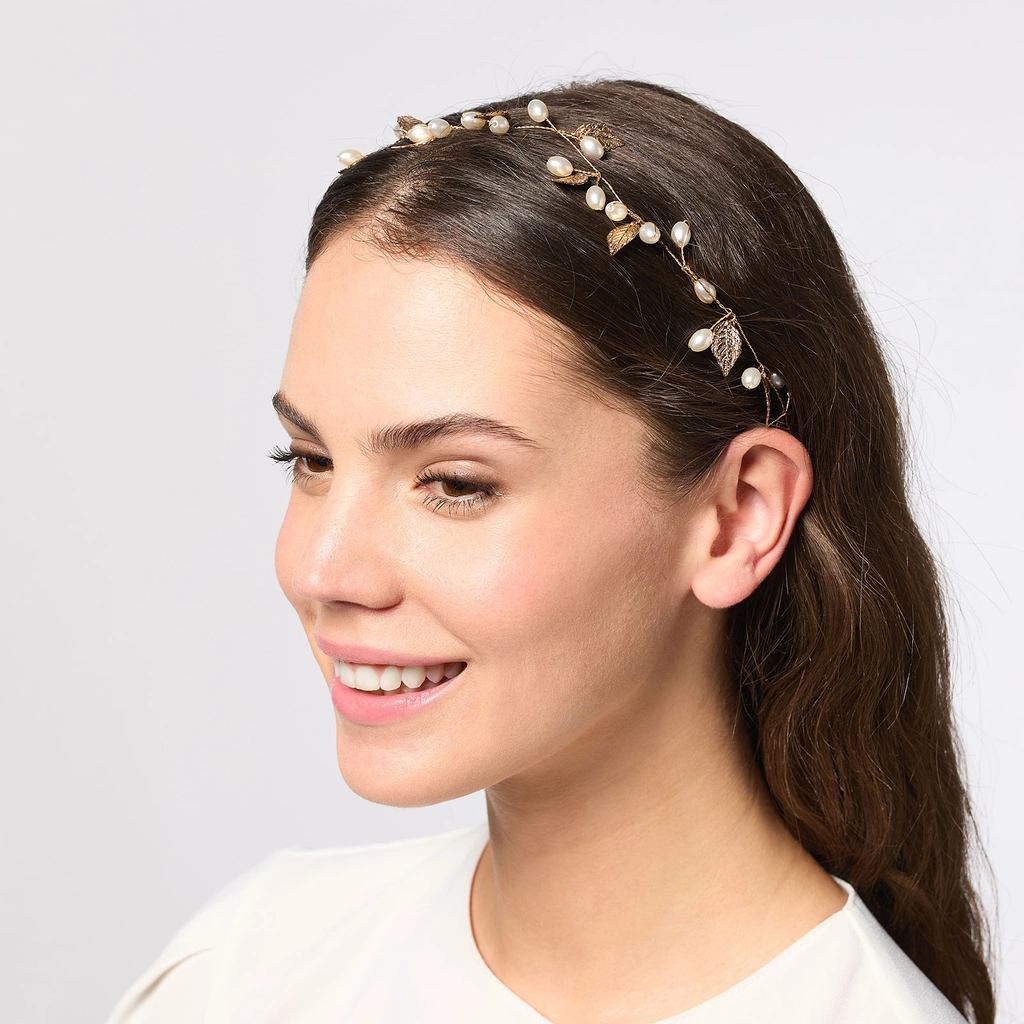 Hårband girlang med pärlor