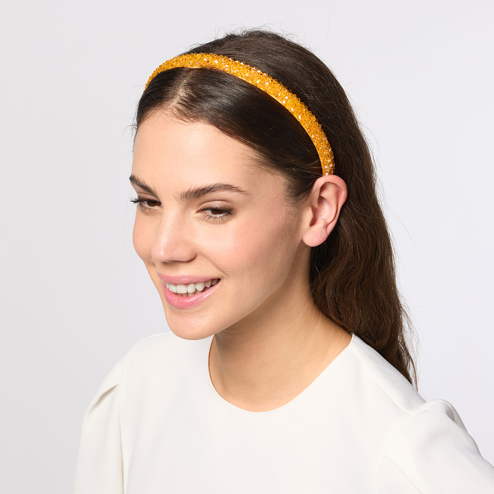 Diadem med gula pärlor