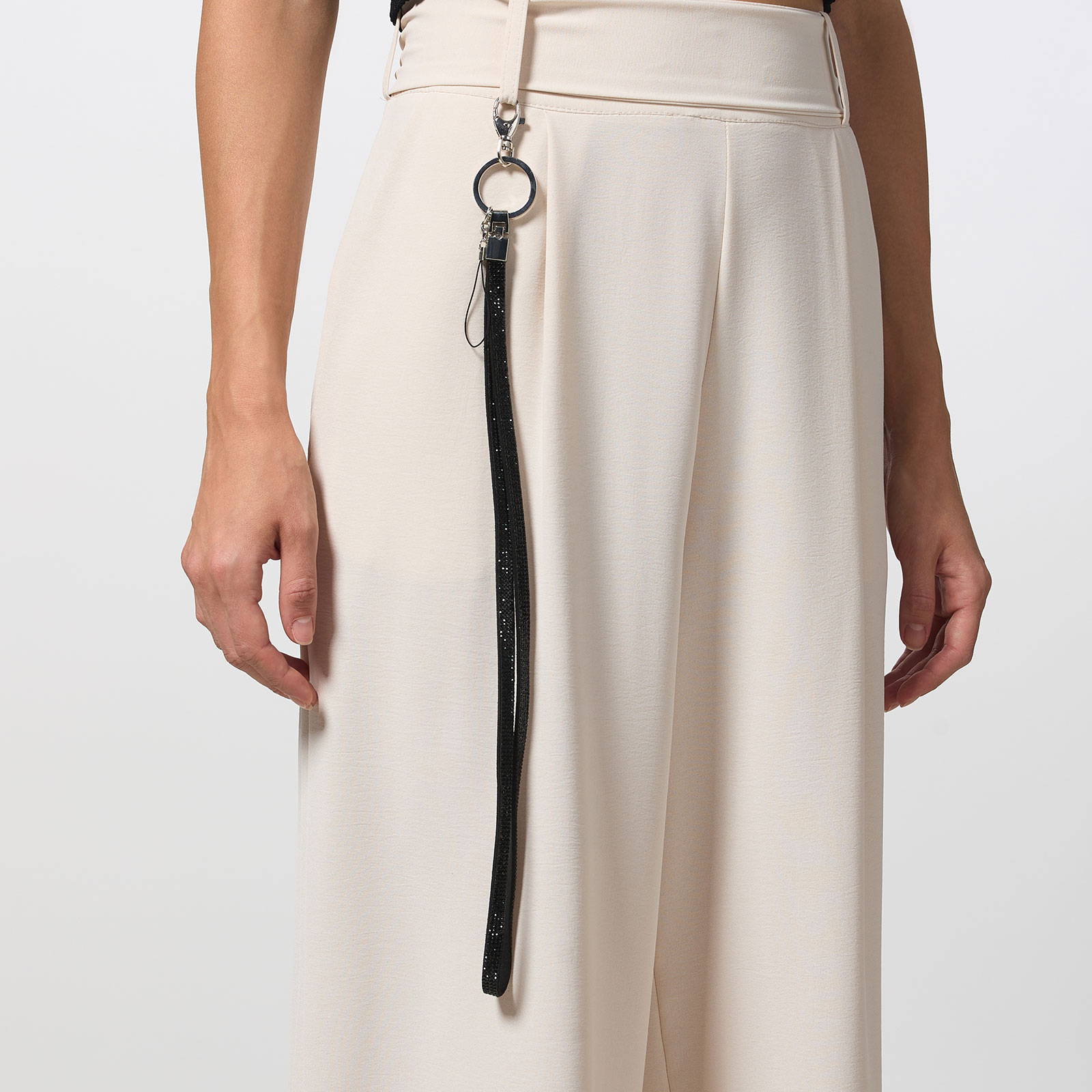 Nyckelring , svart glitter