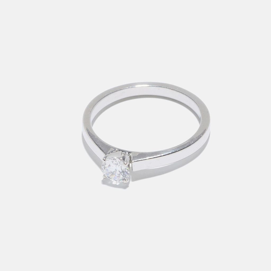 Ring Beatrice - 18k vitguld, labbodlad diamant 0,4 carat