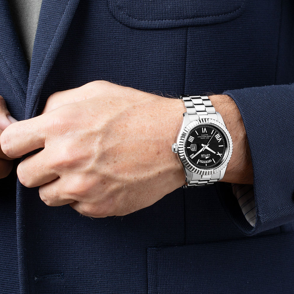 Lotus herrklocka -  dag/datum,  stål/svart, 41,5 mm