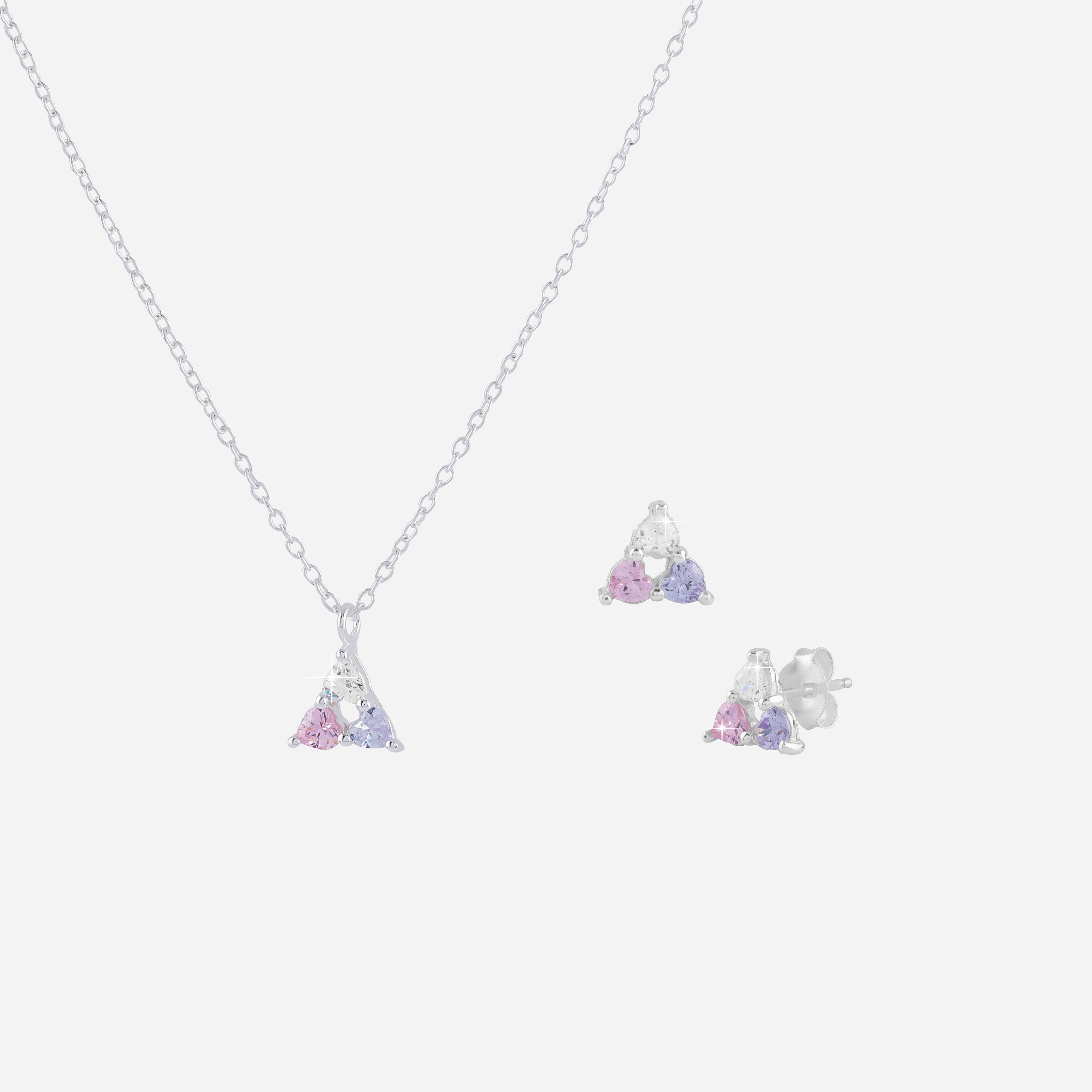 Silverset barn, trianglar med stenar
