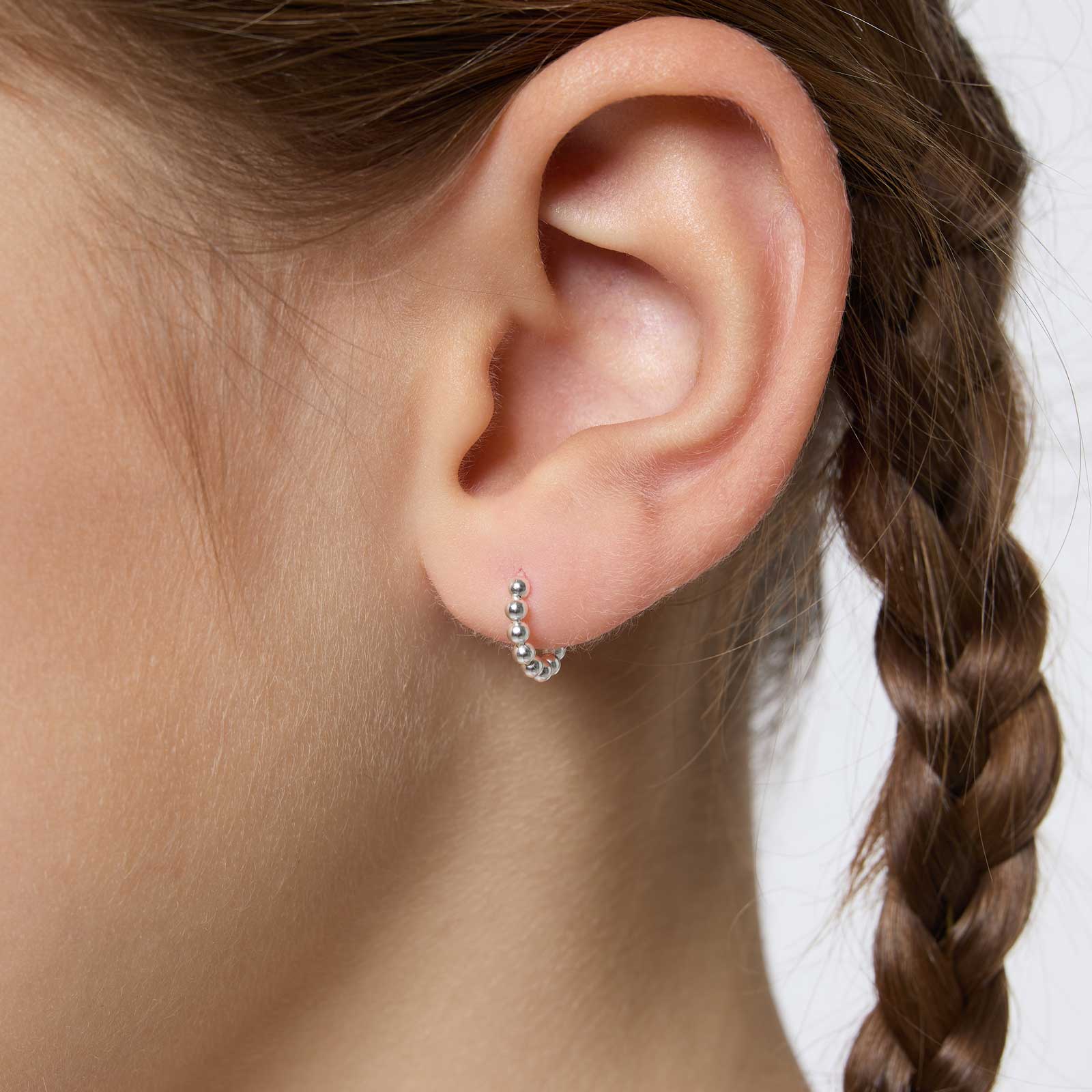 Silverörhängen för barn - hoops med kulor