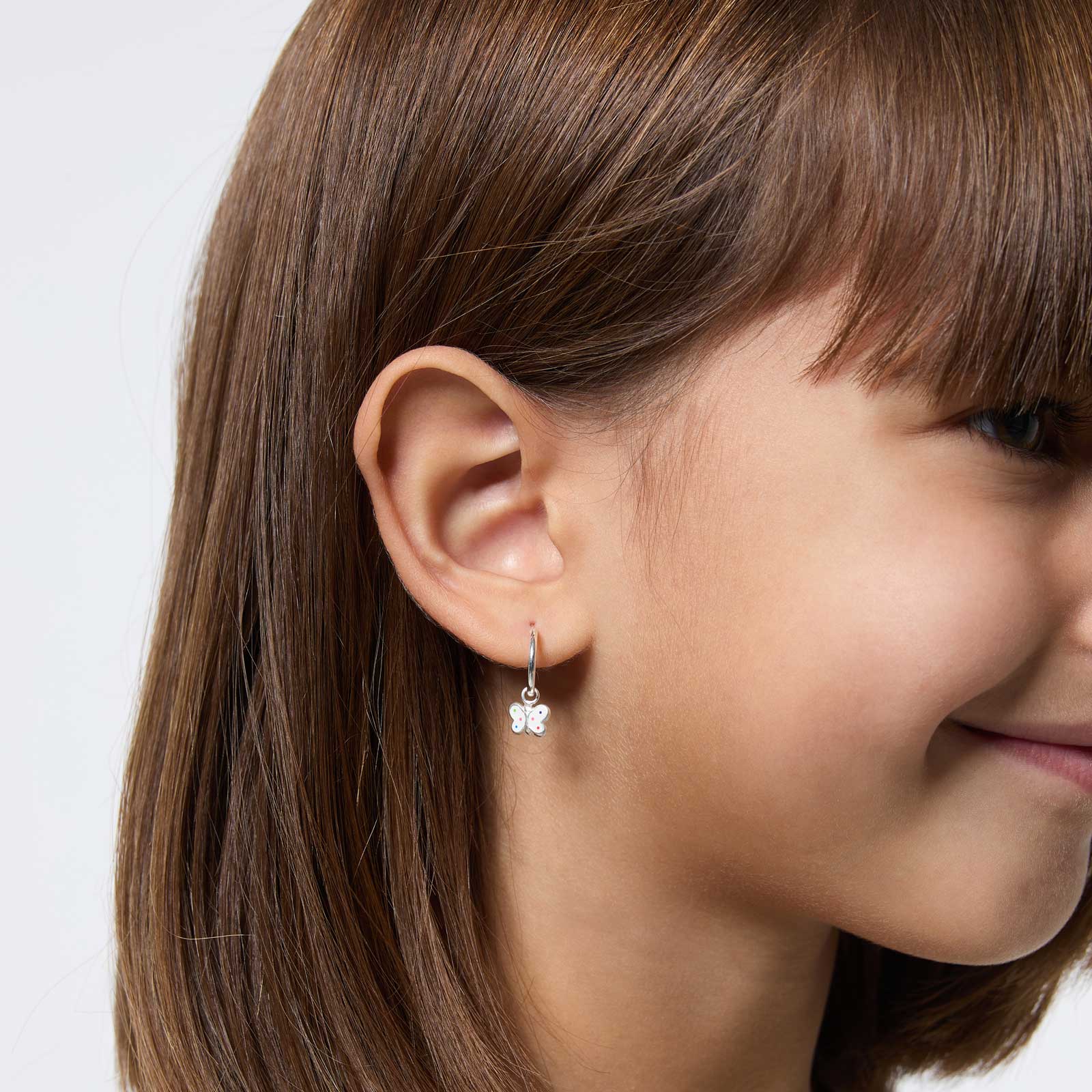 Silverörhängen för barn - hoops vita fjärilar