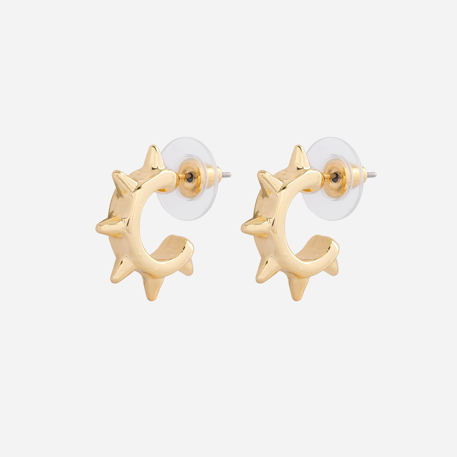 Guldfärgade örhängen - hoops med nitar, 9mm