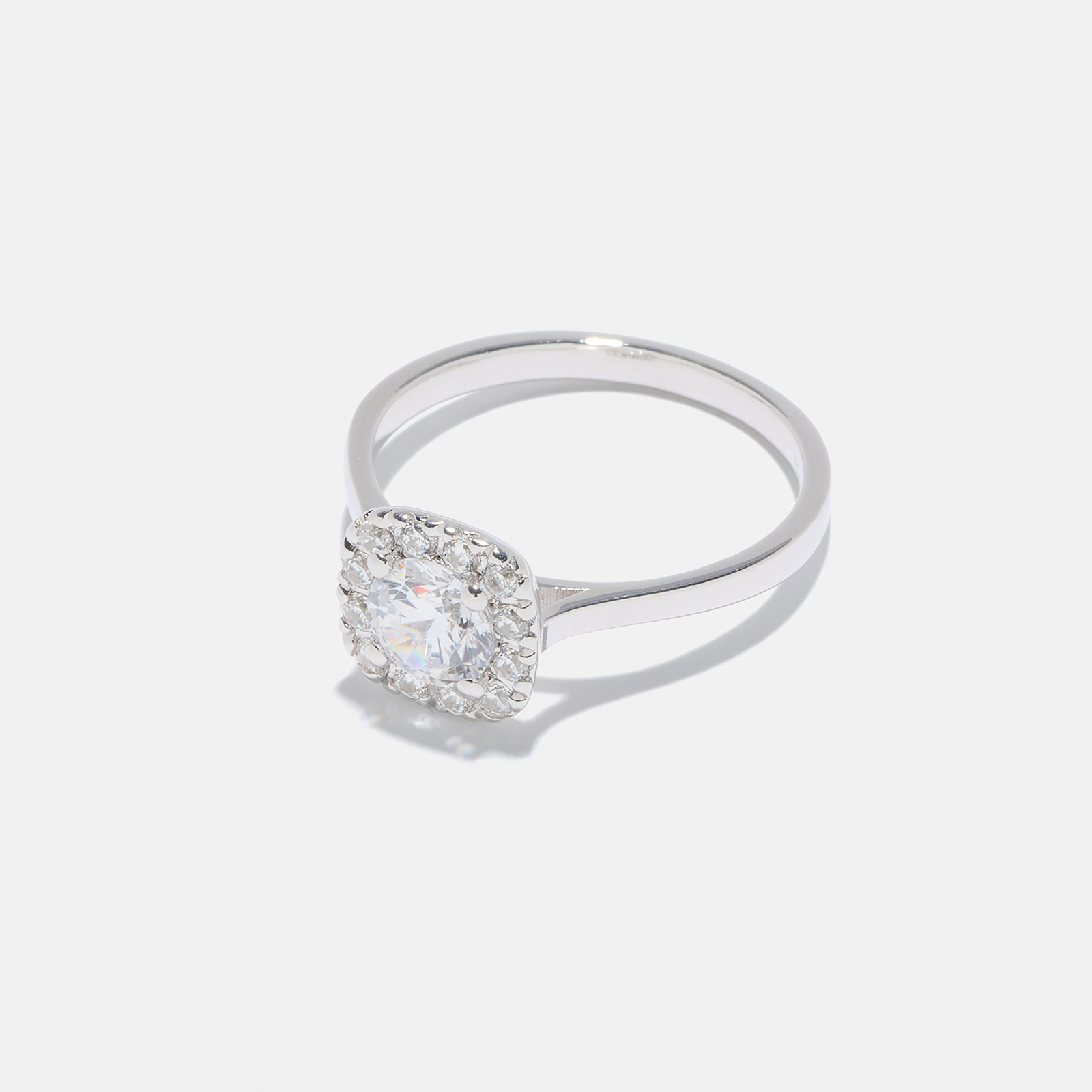 Ring Maria - 18k vitguld, labbodlade diamanter 0,7 carat