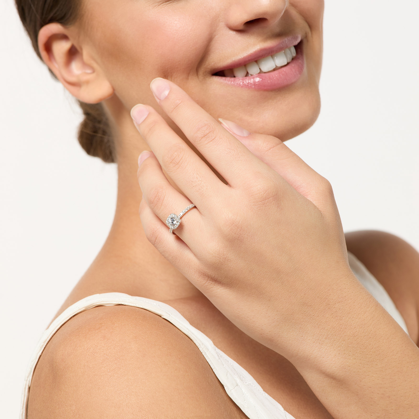 Ring Sabina - 18k vitguld, labbodlade diamanter 0,3 carat