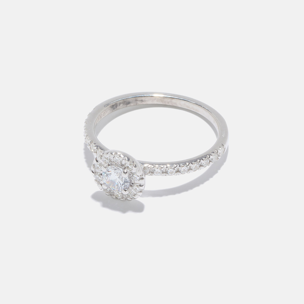 Ring Linette - 18k vitguld, labbodlade diamanter 0,3 carat
