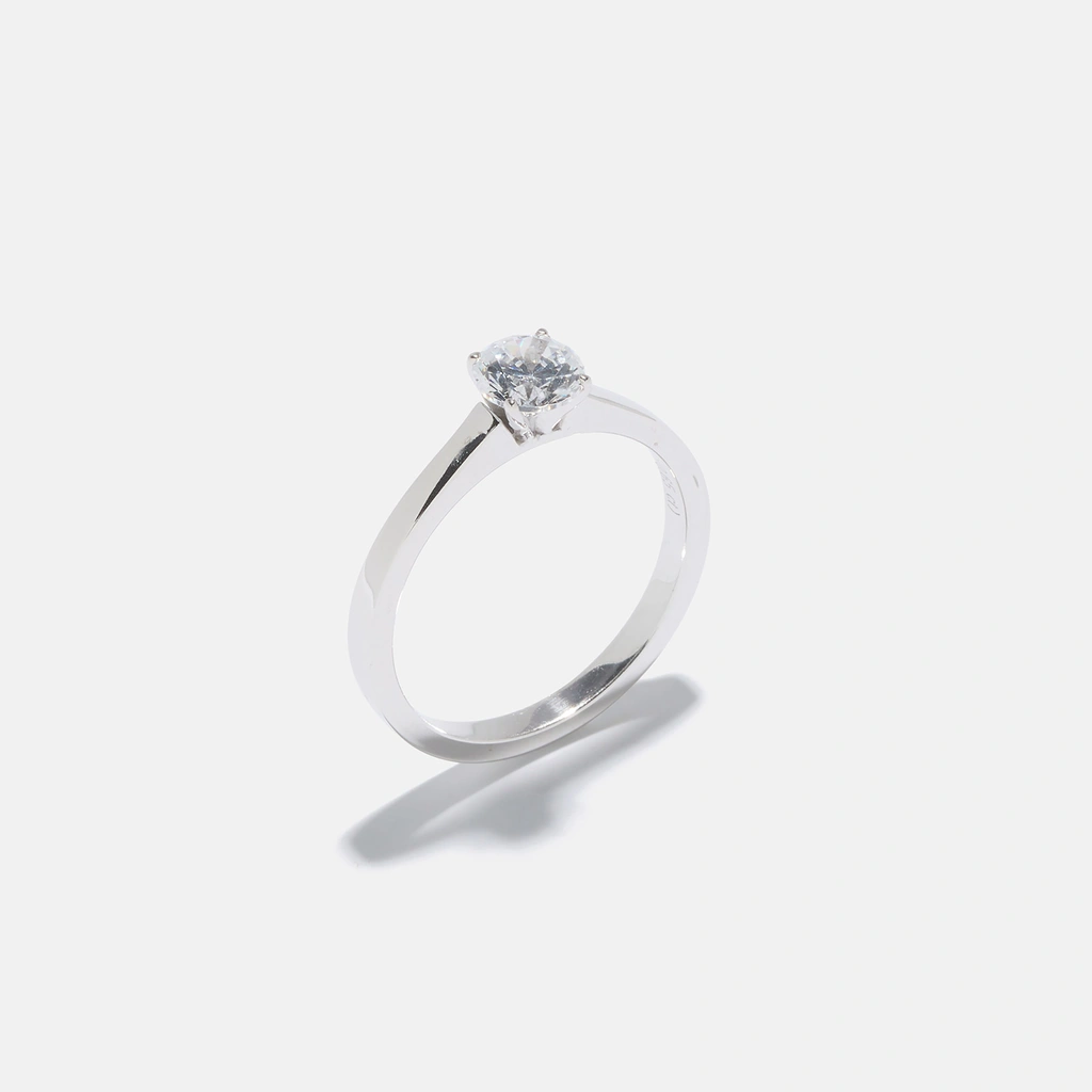 Ring Katarina - 18k vitguld, labbodlad diamant 0,65 carat