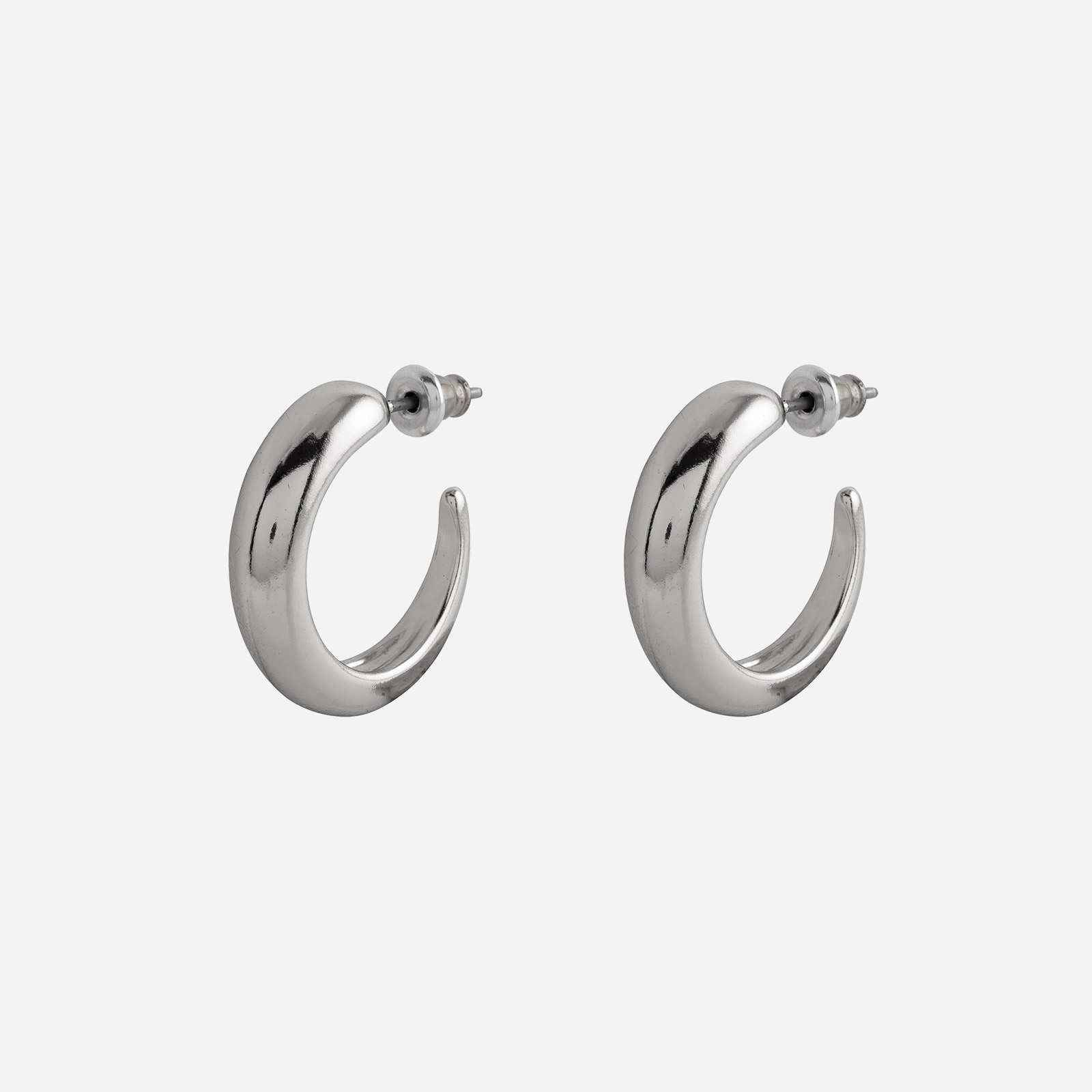 Silverfärgade örhängen - öppna hoops 15 mm