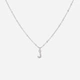 Silverfärgat halsband - bokstav J