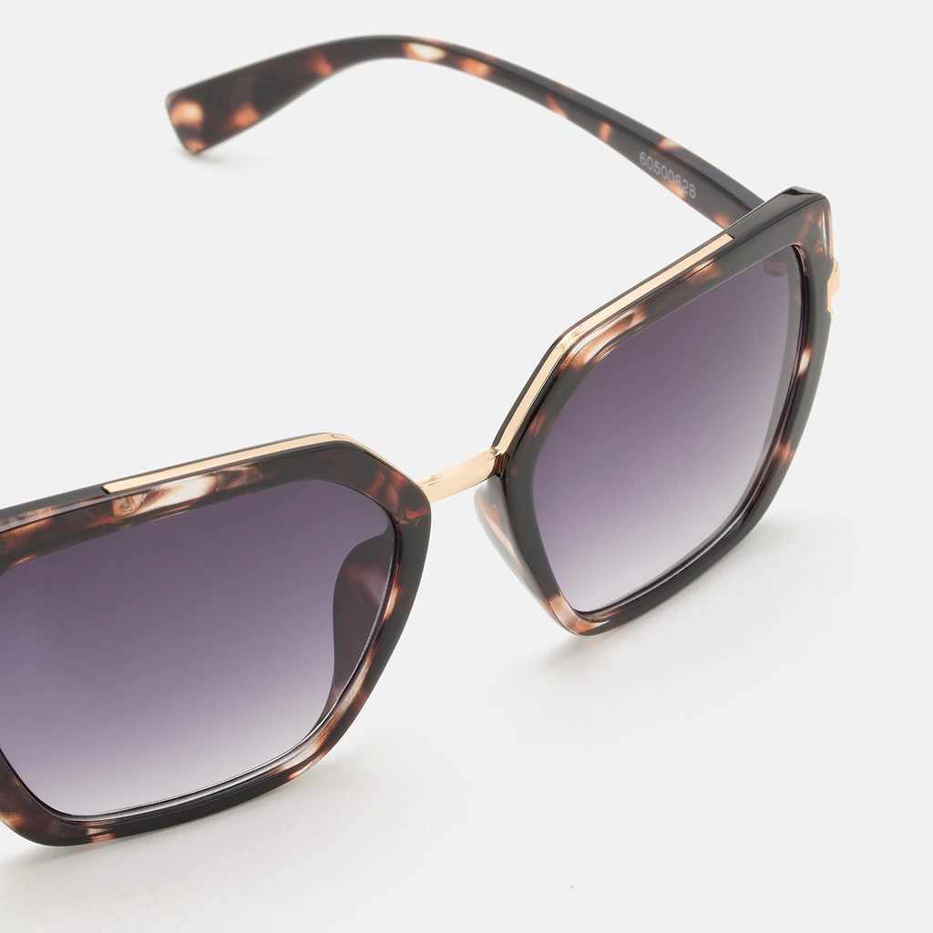 Mönstrade solglasögon - kantiga