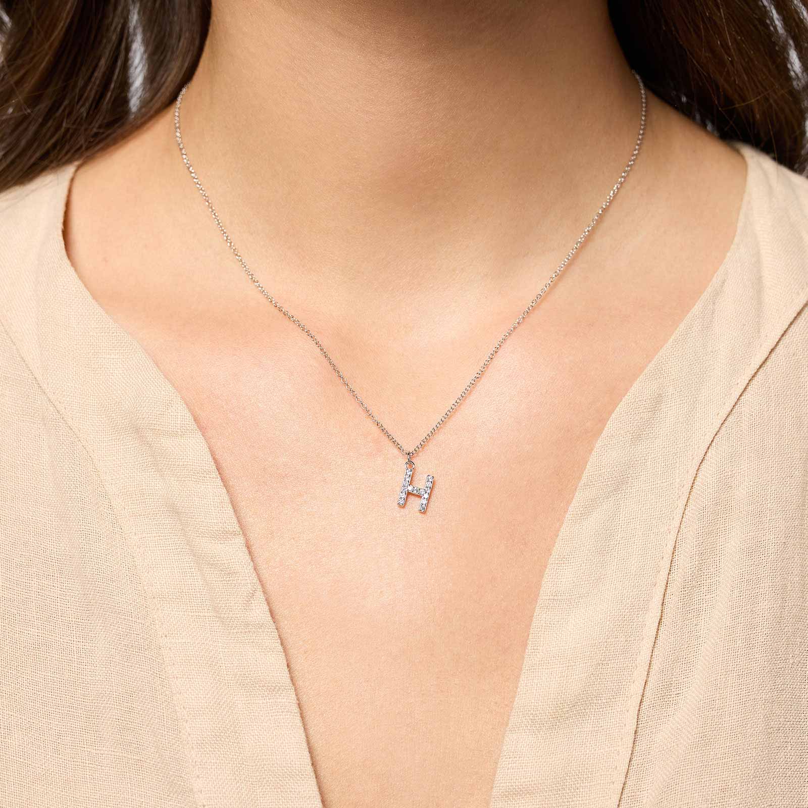 Halsband äkta silver, bokstav H - 42+3 cm