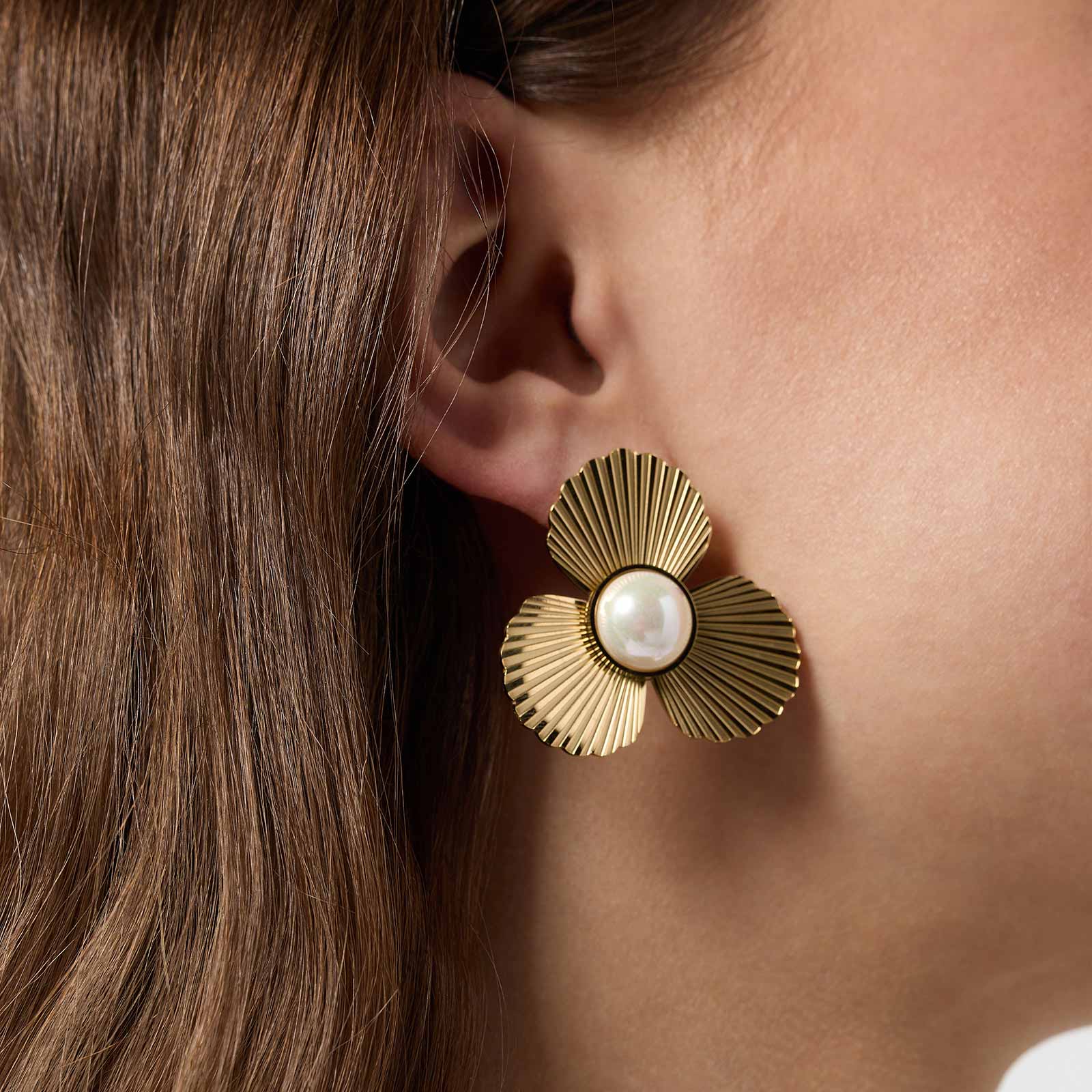 Guldpläterade stålörhängen blommor - 36x38mm