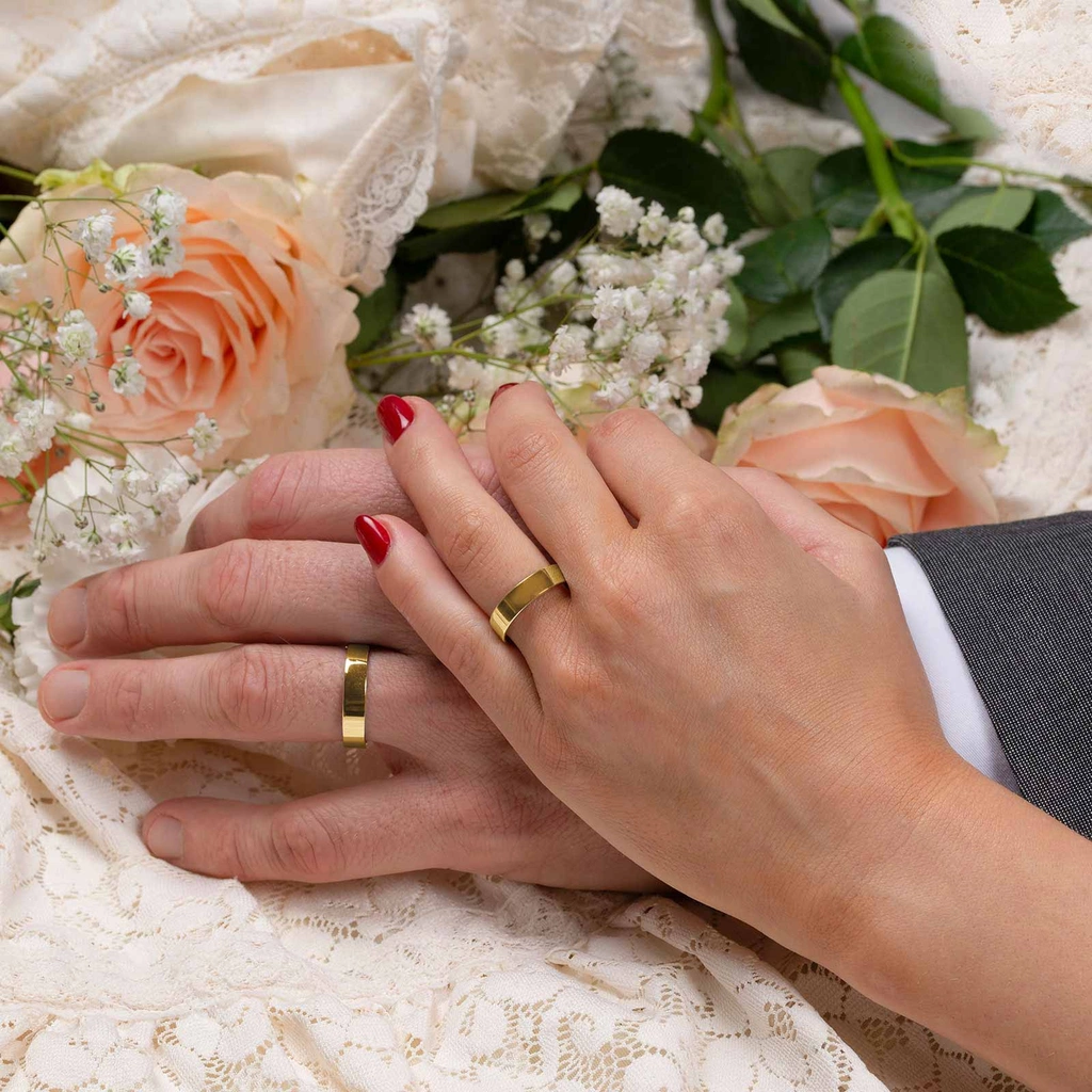 Förlovningsring 18k guld - Rak 5 mm / 1,4 mm