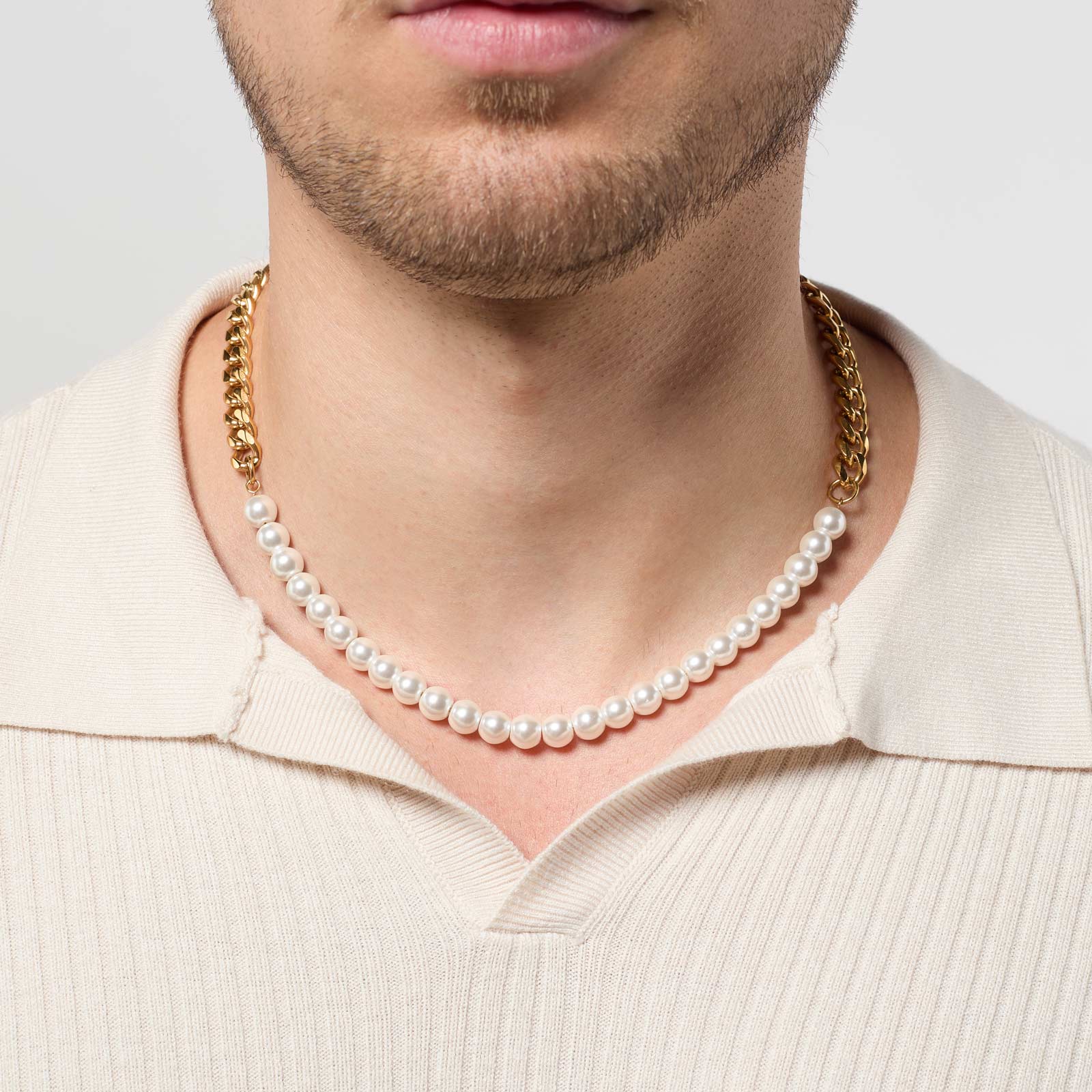 Guldfärgat halsband med pärlor & kedja - 50 cm