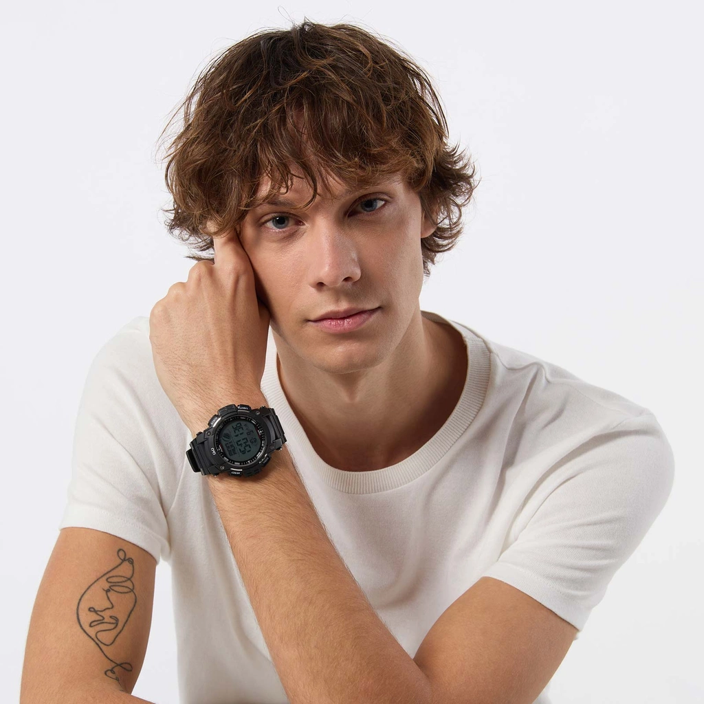 Q&Q herrklocka - digital, svart 50 mm