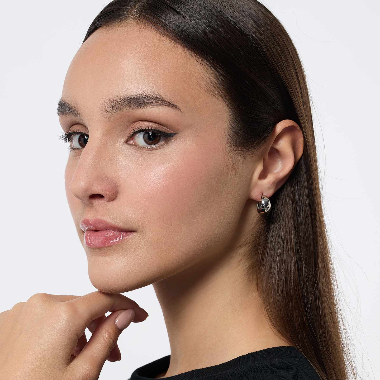 Silverfärgade örhängen - hoops, 15mm