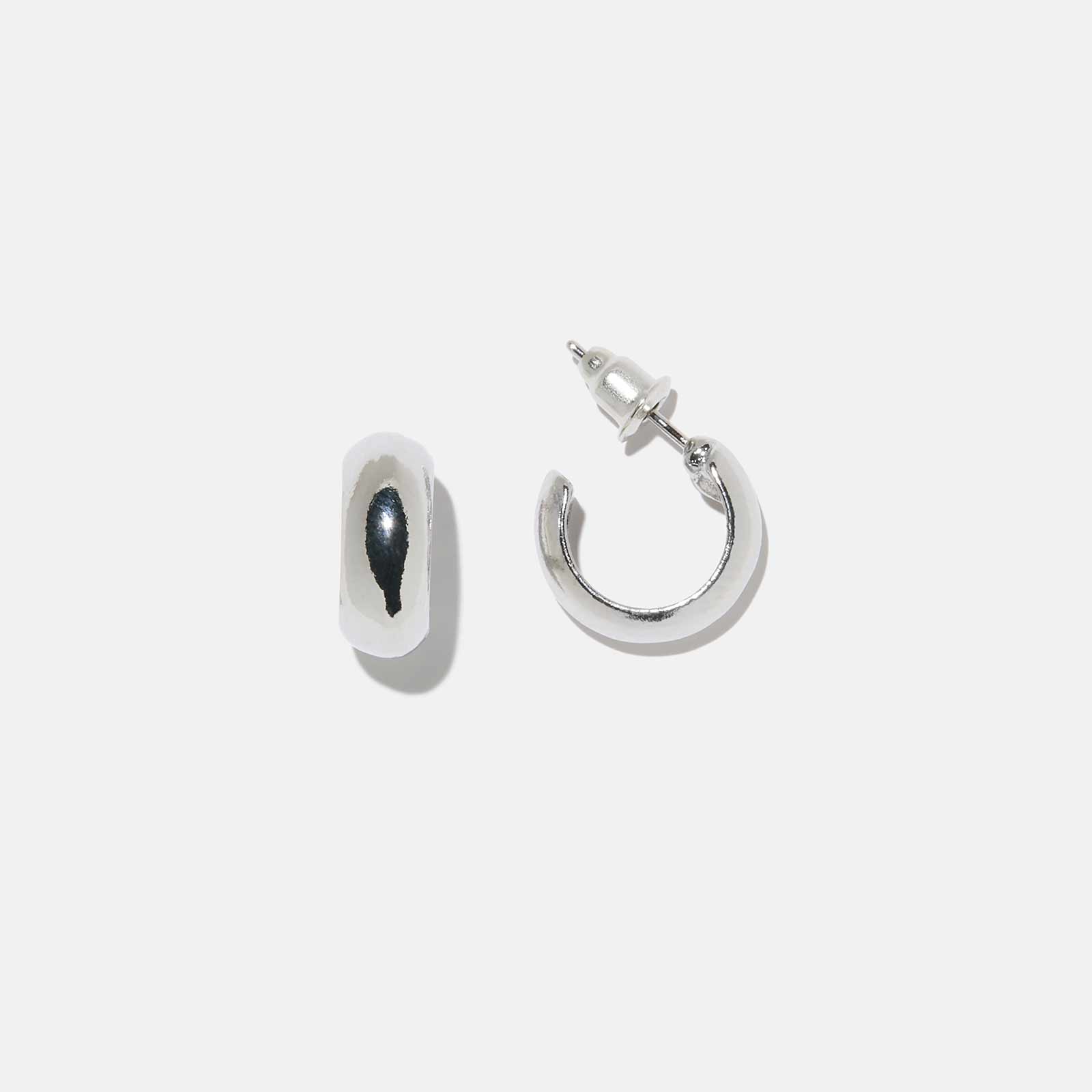 Silverfärgad örhängen, rundade hoops, 10 mm