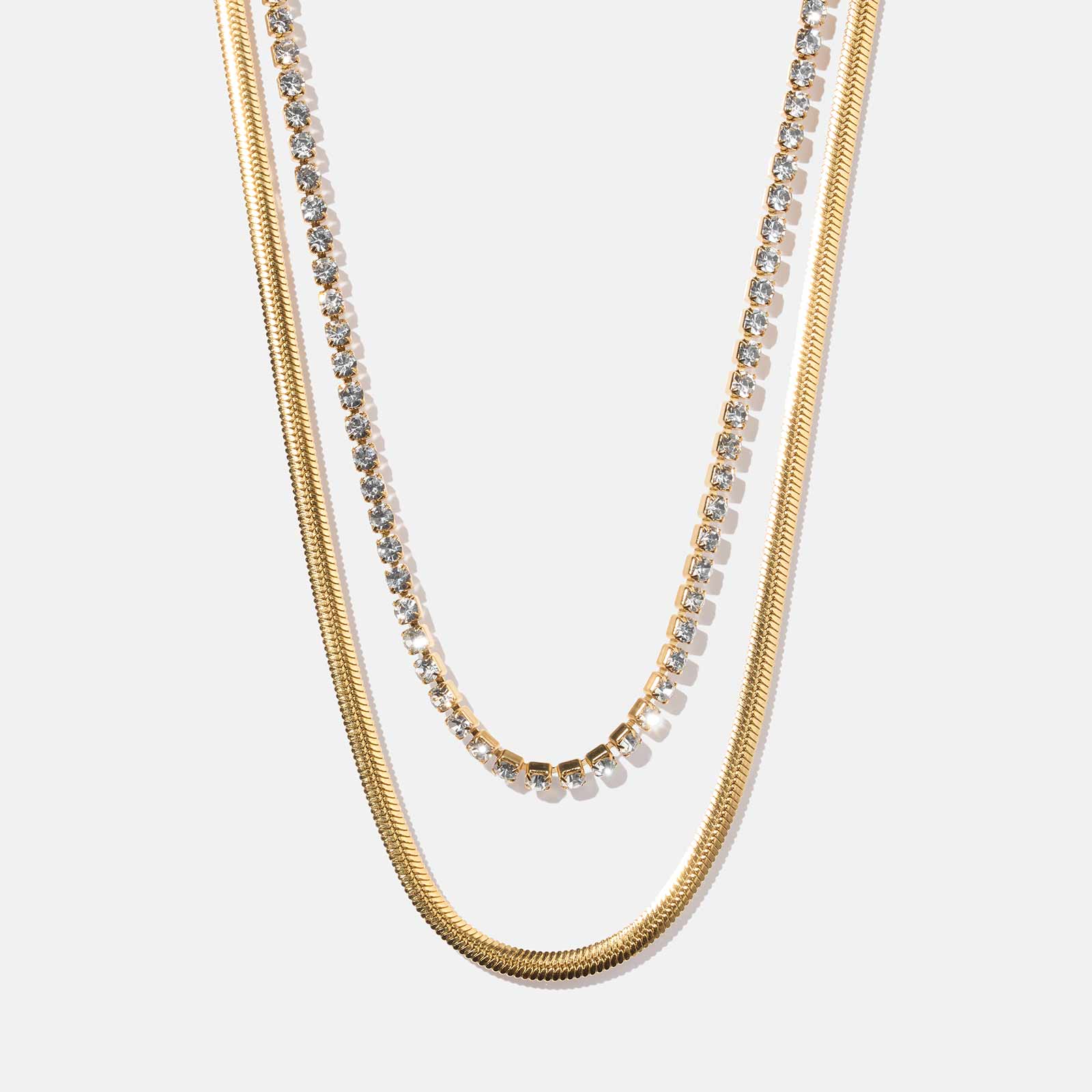Guldpläterat stålhalsband -  tvåradigt med vita stenar, 39/44+6cm