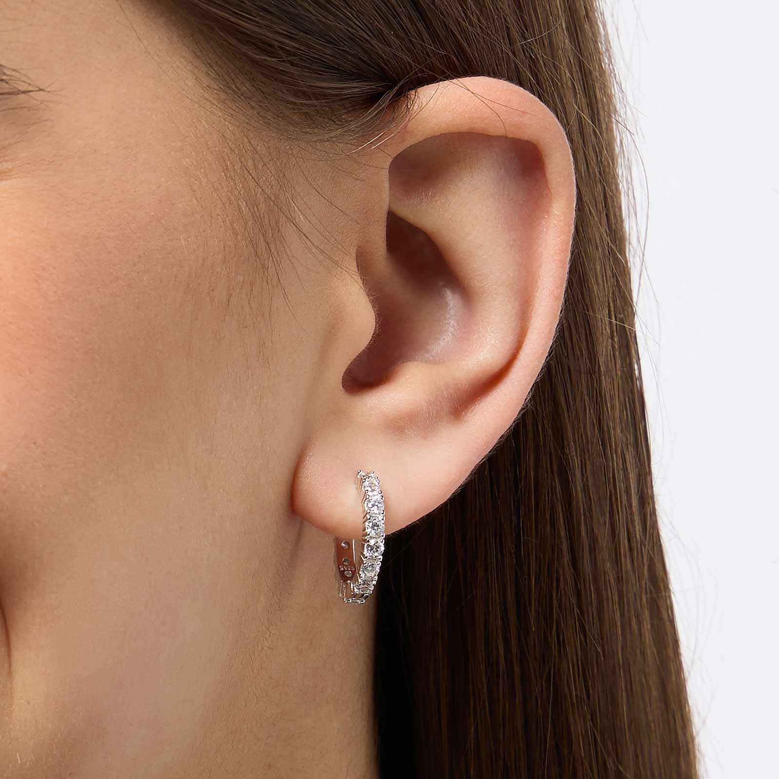 Örhängen i äkta silver - hoops, vita stenar, 15mm