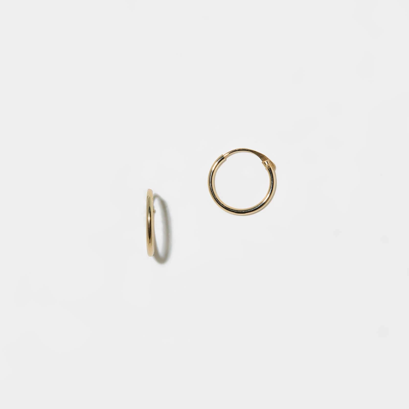 Örhängen 18k guld - hoops, 10x1mm