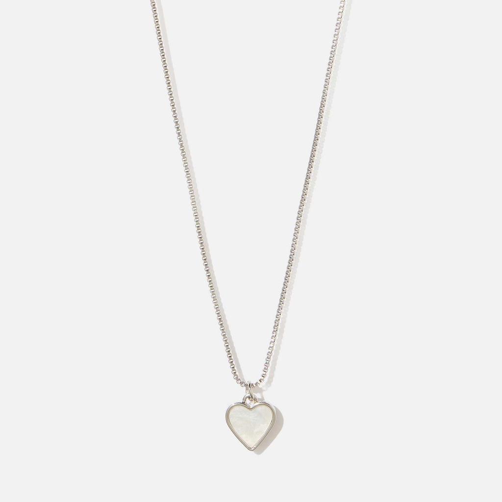 Silverfärgat halsband - Venezia, vitt hjärta