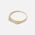 Ring 18k guld - fem Kubisk Zirkonia st. 18,5