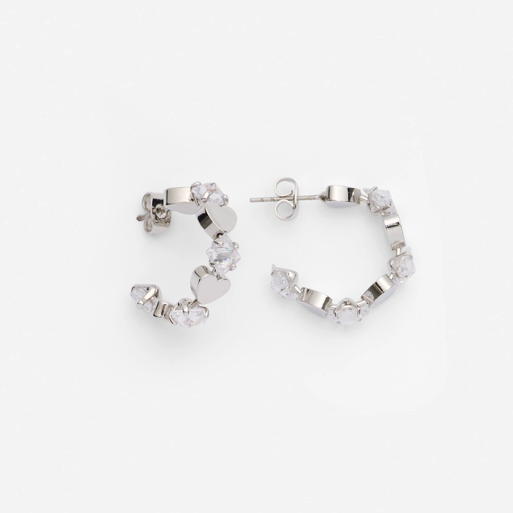 Rhodiumpläterade örhängen - hoops med hjärtan, 15mm