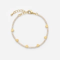 18k guldpläterat tennisarmband med hjärtan