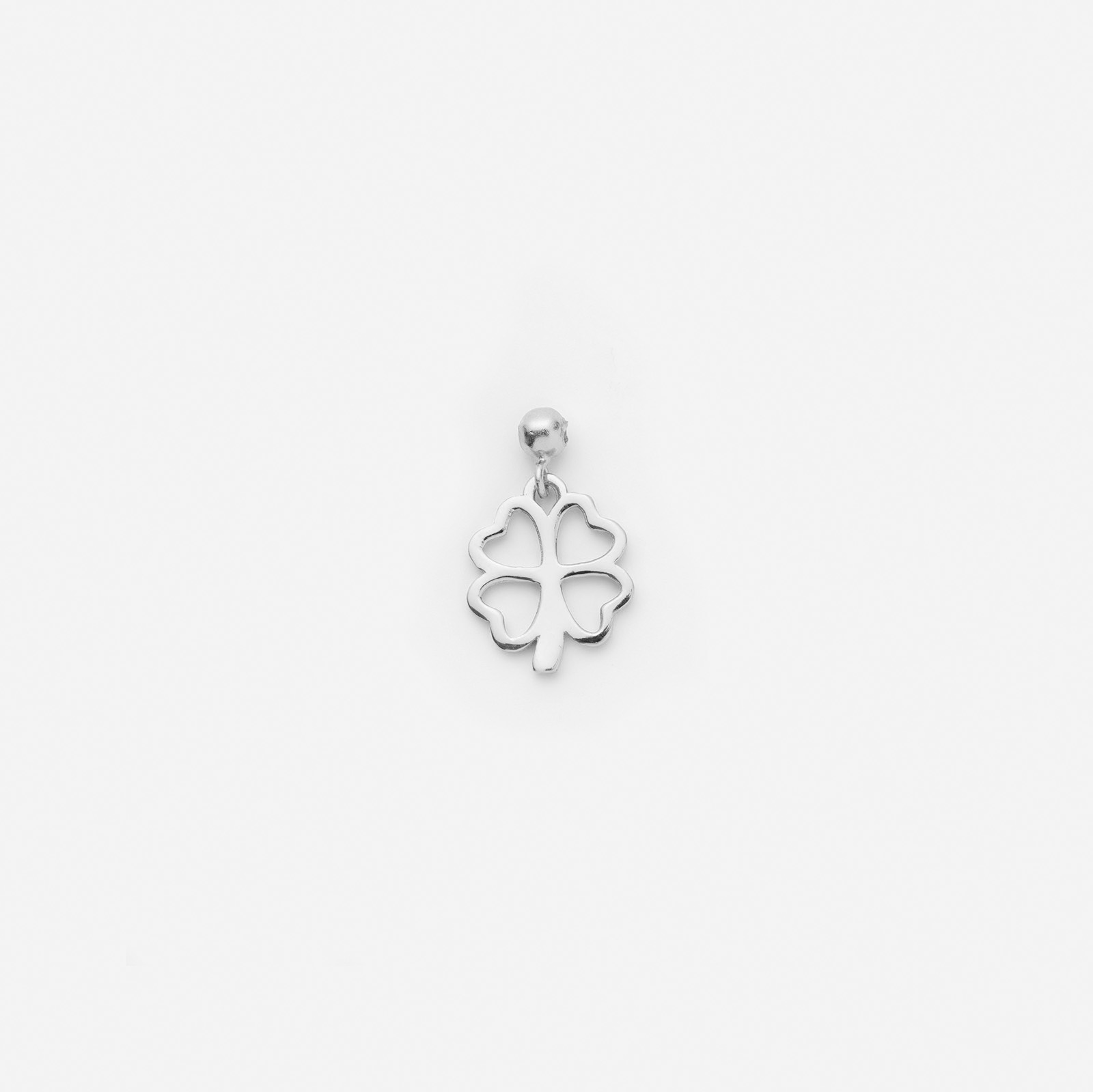 Hängsmycke i silver - fyrklöver