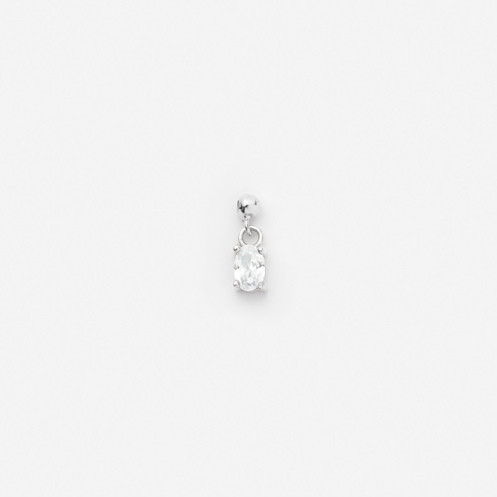 Hängsmycke i silver - oval vit sten