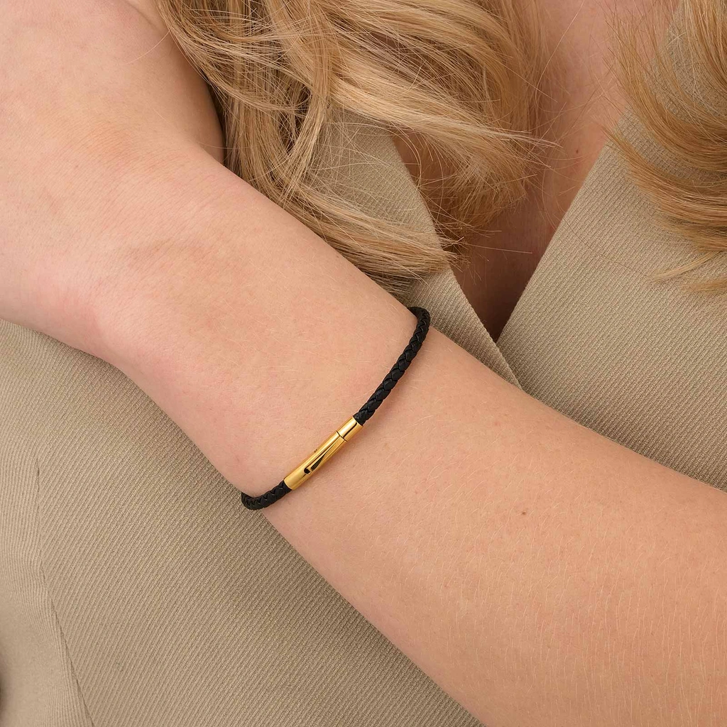 Svart läderarmband med guldpläterat stålspänne, 22cm