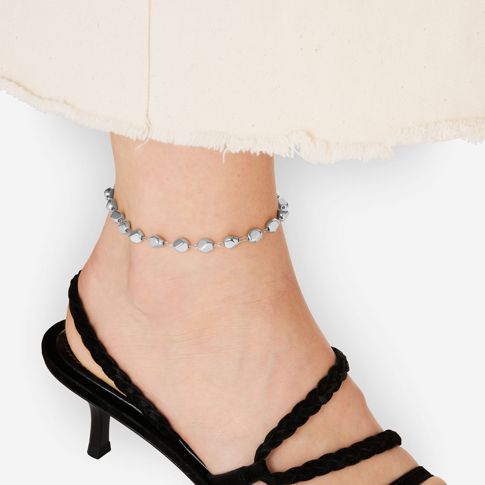 Silverfärgad fotlänk - oregelbundna kulor, 21+6cm