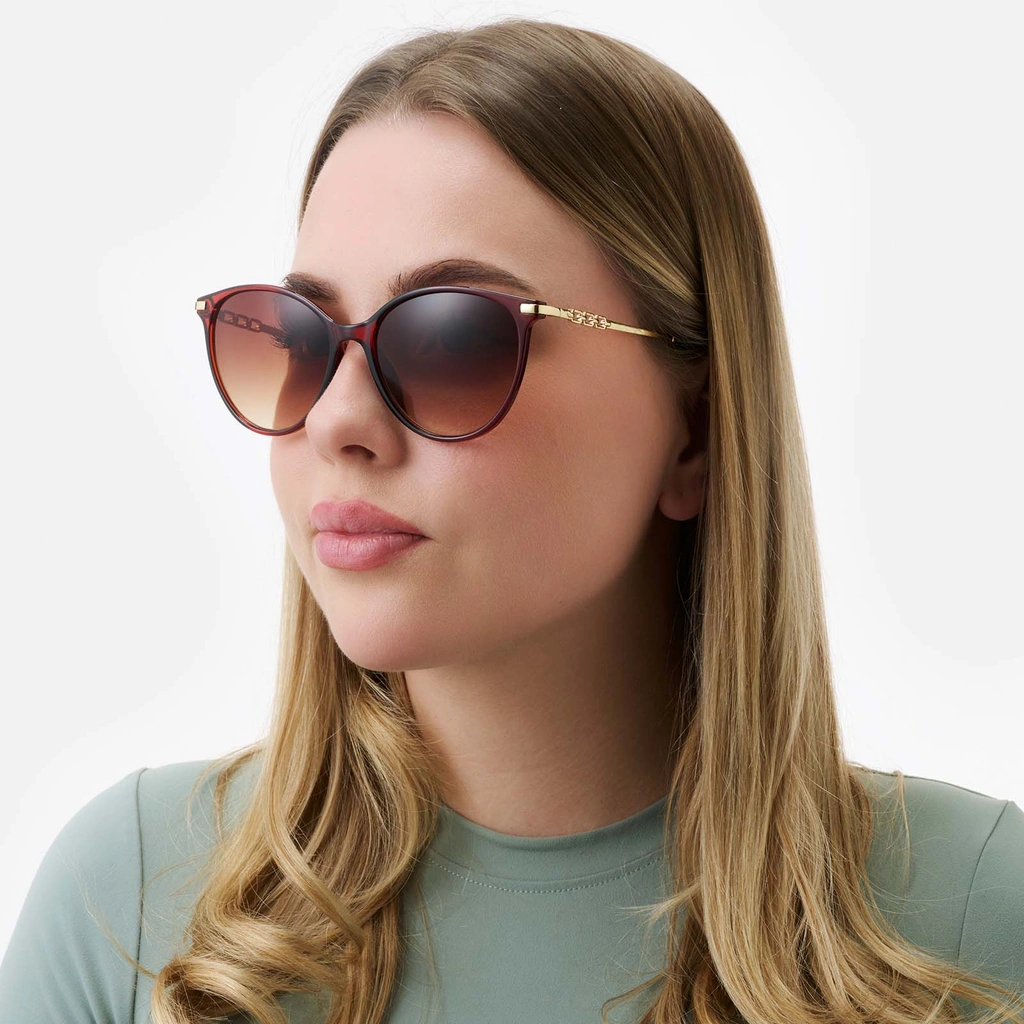 Solglasögon dam Cat Eye, svart glas & bågar