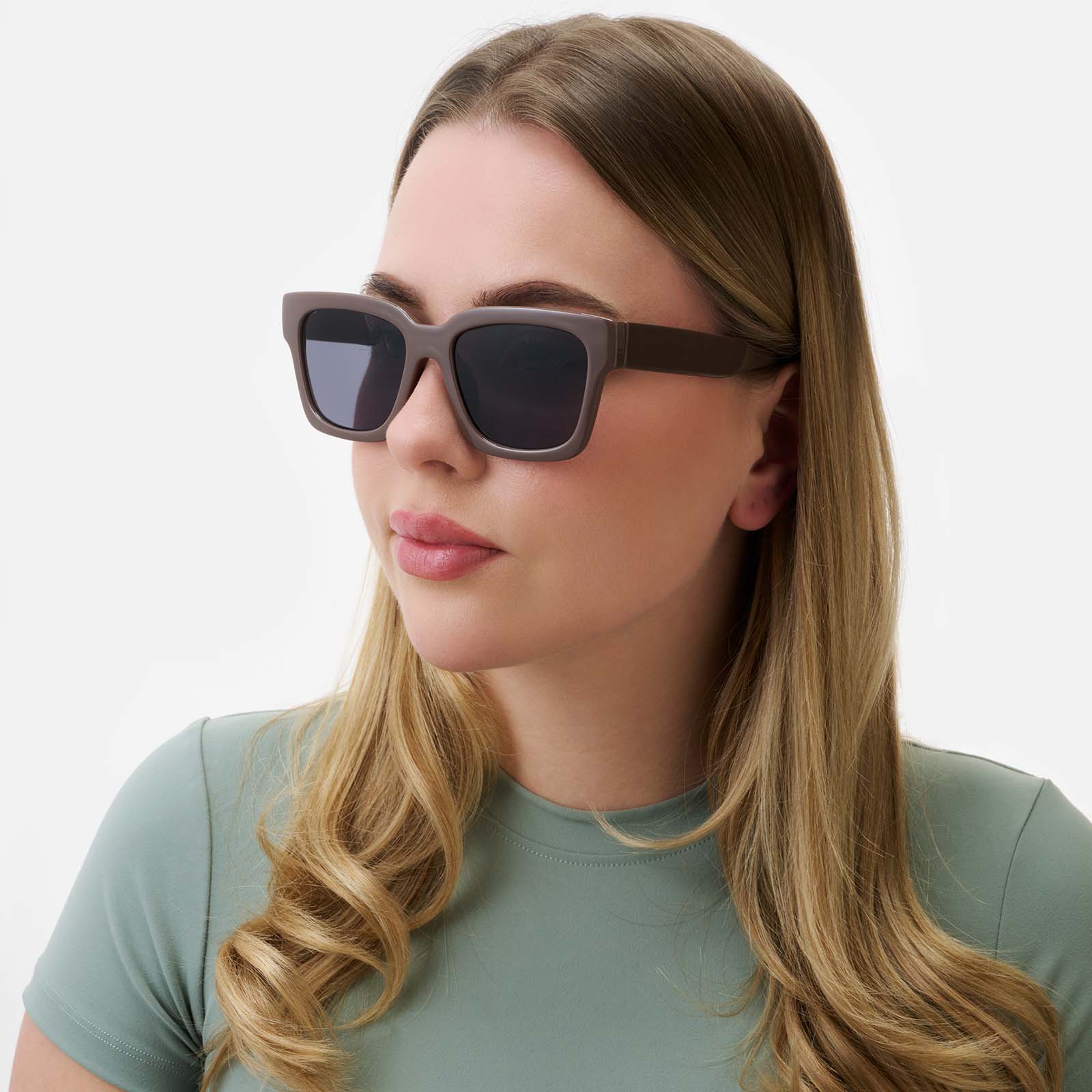 Solglasögon unisex Square, svart glas & bruna bågar