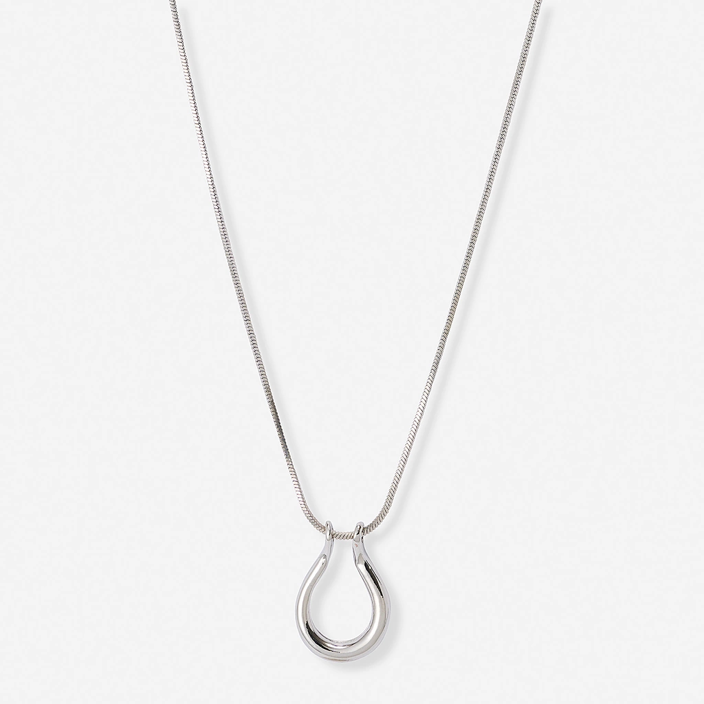 Silverfärgat halsband, bygel, 62+7cm