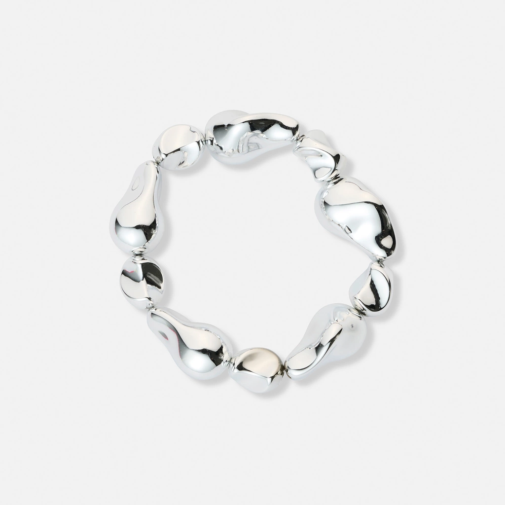 Silverfärgat armband, ojämna kulor - 17cm