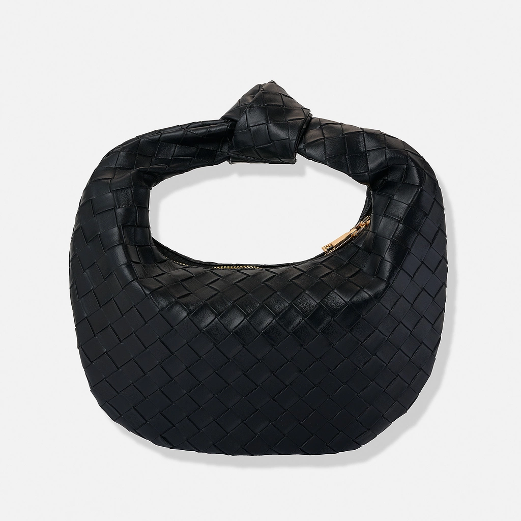 Svart flätad väska i PU-läder