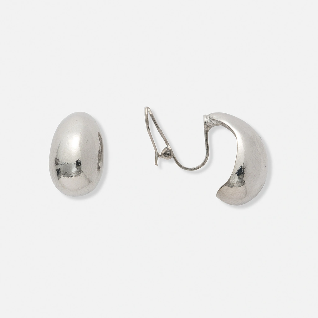 Silverfärgade örhängen, clips med droppe - 17 mm