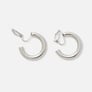 Silverfärgade örhängen, hoops med clips - 16 mm