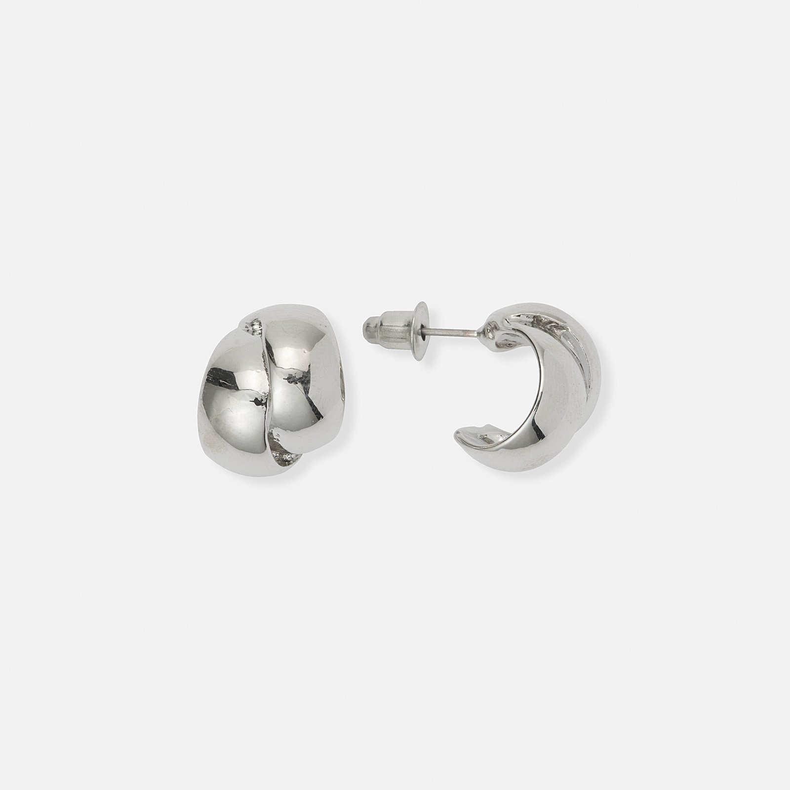 Silverfärgade örhängen, bred C-hoop - 15 mm