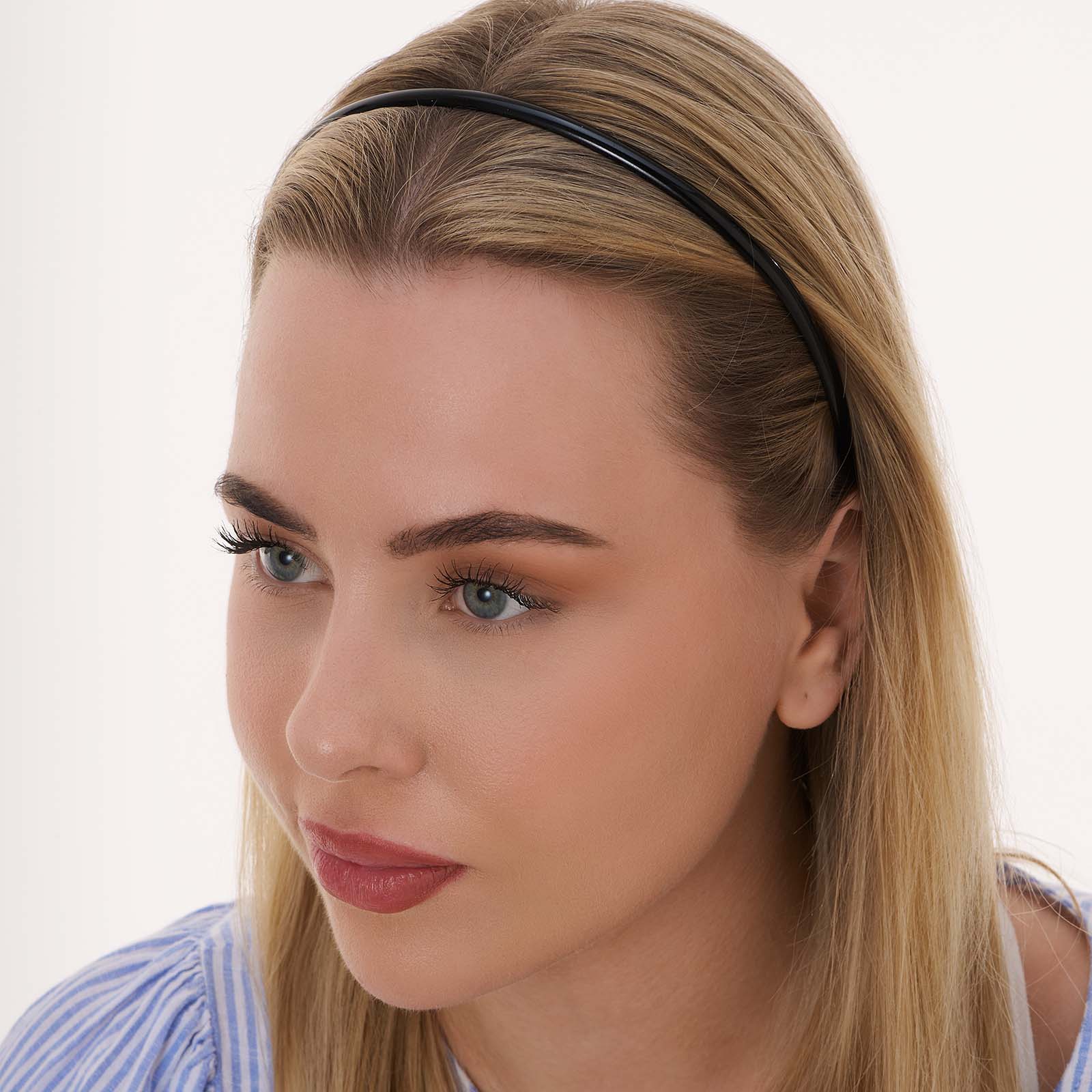 2-pack tunna plastdiadem i svart och brunt