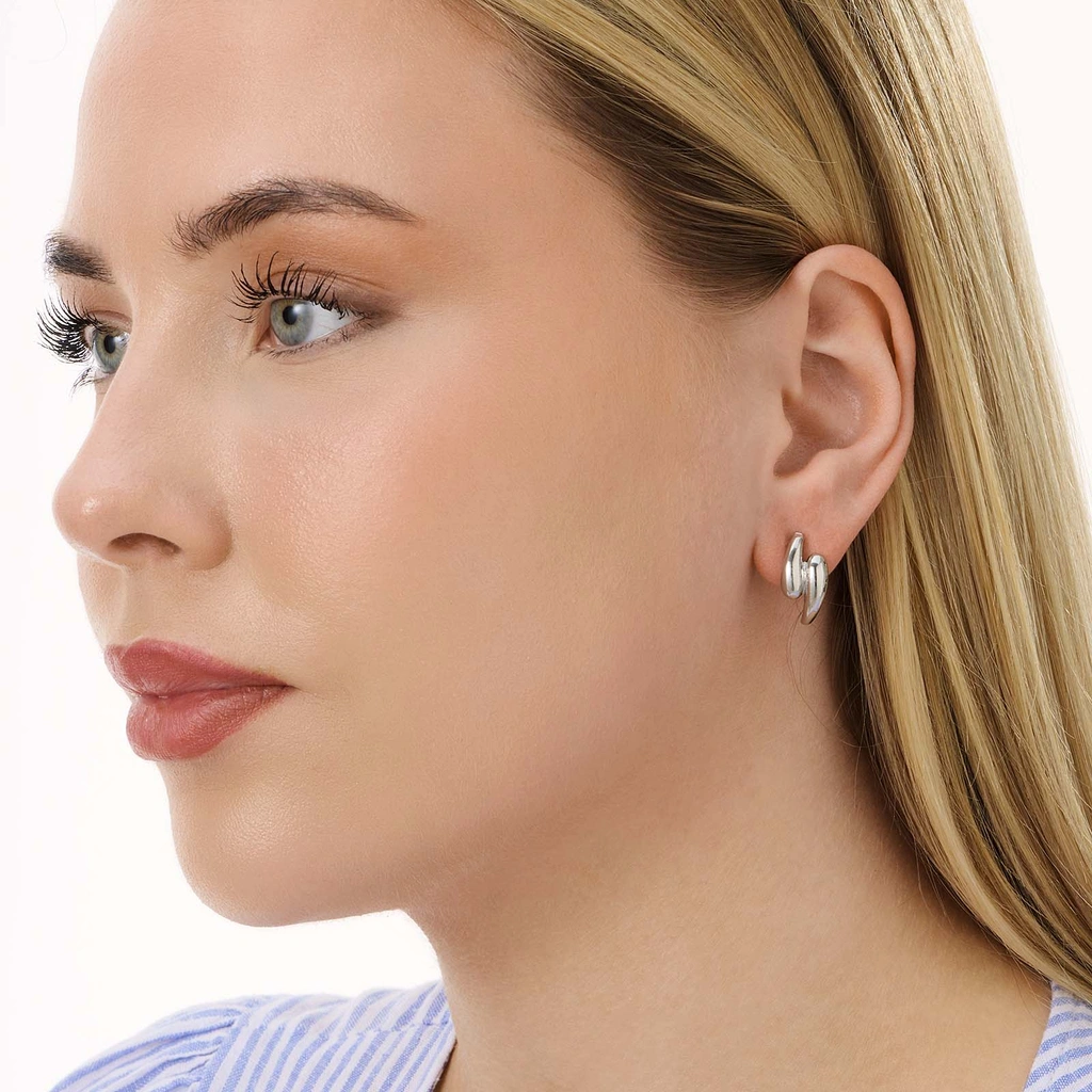 Silverfärgade örhängen, två streck - 20 mm