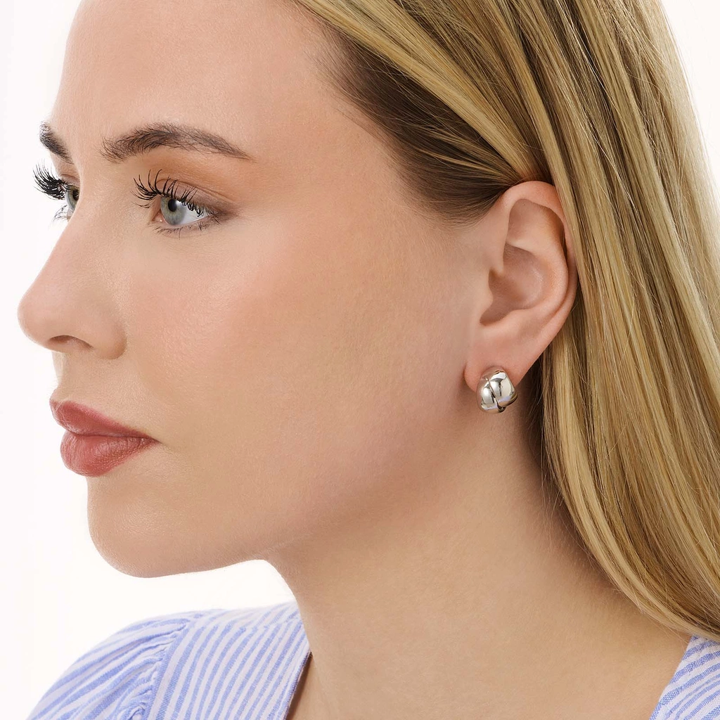 Silverfärgade örhängen, bred C-hoop - 15 mm