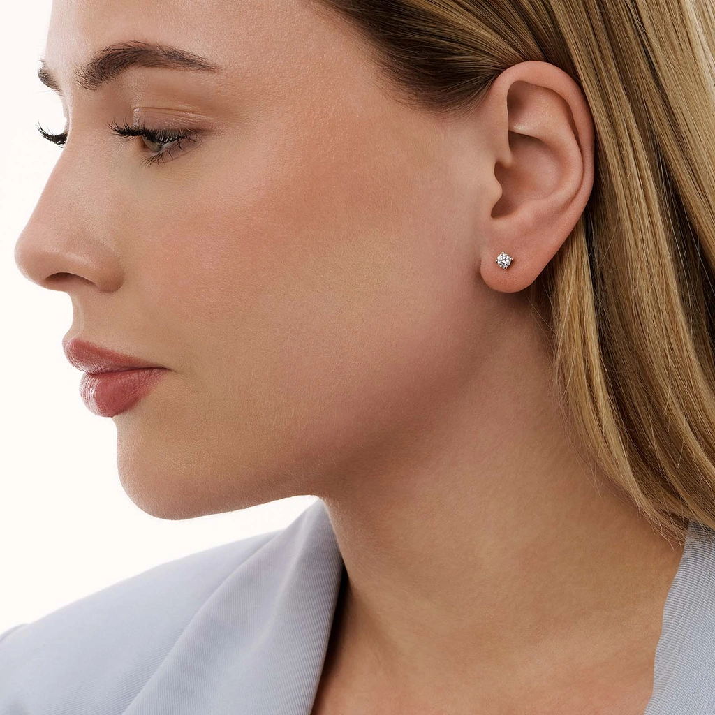 Örhängen studs 18k vitguld med 0,5 ct labbodlade diamanter